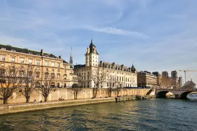 Vue sur la rivière ou le fleuve situé(e) à proximité de l'appartement