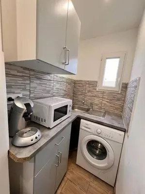 Cuisine ou kitchenette dans l'établissement Beau T3 à Arcueil à 3 min RER B « Laplace »
