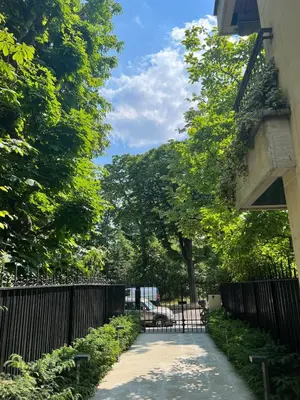 Plan de l'établissement Studio dans le quartier luxe