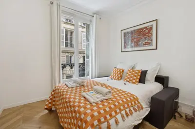 Un ou plusieurs lits dans un hébergement de l'établissement 270 Suite Haute - Superb apartment in Paris.