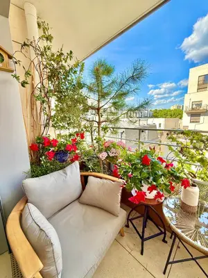 Balcon ou terrasse dans l'établissement Stunning apartment with balcony to visit Paris