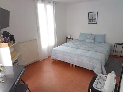 Un ou plusieurs lits dans un hébergement de l'établissement Chambre privée a Arcueil - Cachan