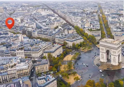 Vue générale sur Paris ou vue de la ville depuis l'appartement