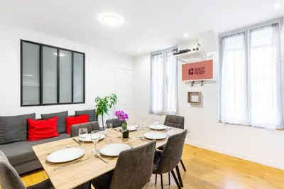 Coin salon dans l'établissement GuestReady - Fantastic stay near Musée du Louvre