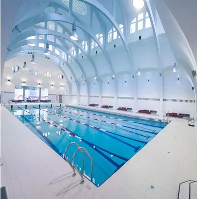 Piscine de l'établissement Charming parisian apartment ou située à proximité