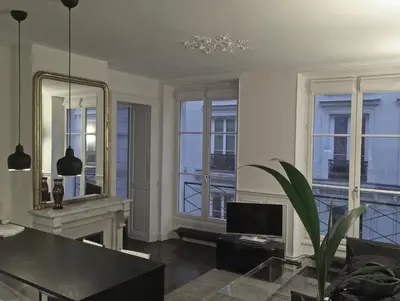 Plan de l'établissement Air conditioning Paris central stylish apartment