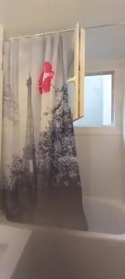 Salle de bains dans l'établissement 2 Chambre Arena - La Chapelle
