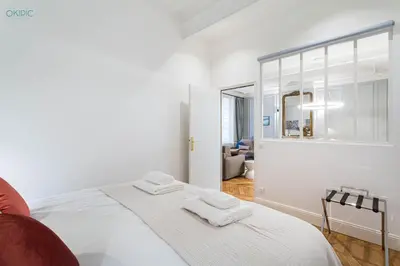 Un ou plusieurs lits dans un hébergement de l'établissement King Size beds - Zen Monceau
