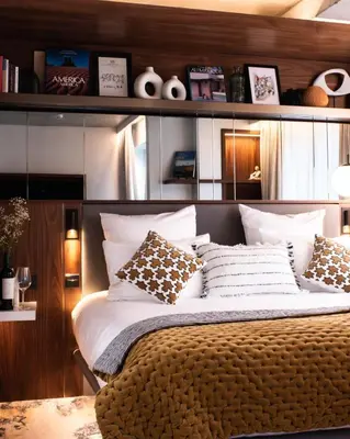 Un ou plusieurs lits dans un hébergement de l'établissement CARD Hôtel