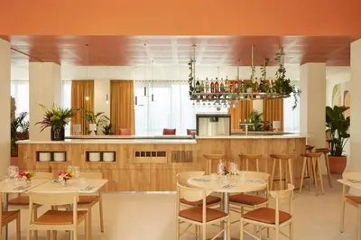 Boissons dans l'établissement OKKO Hotels Paris Rosa Parks