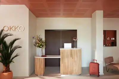 Hall ou réception de l'établissement OKKO Hotels Paris Rosa Parks