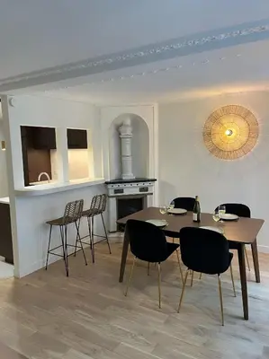 Plan de l'établissement Appartement d'architecte au cœur de Paris 9
