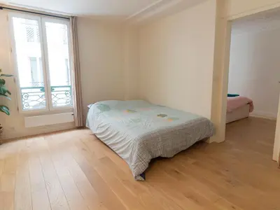 Plan de l'établissement Appartement d'architecte au cœur de Paris 9