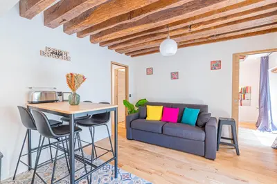 Coin salon dans l'établissement Le Petit Rex