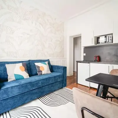 Niepce - Blue flat next to Avenue du Maine