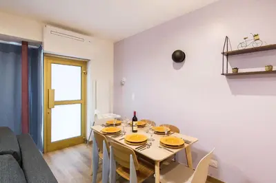 Coin salon dans l'établissement Lavie Maison Chic Stay AC Parking
