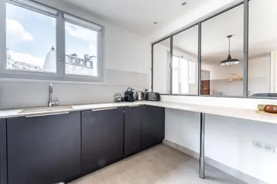 Cuisine ou kitchenette dans l'établissement Paris 16 - Appartement entier - Chez Penny