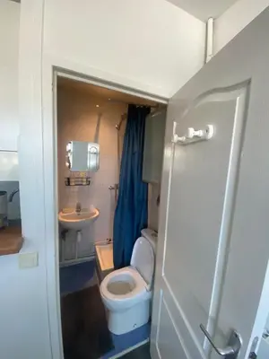 Salle de bains dans l'établissement Studio la griotte