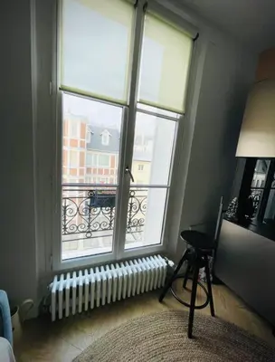 Coin salon dans l'établissement Luxe Cosy appart au Parc Monceau