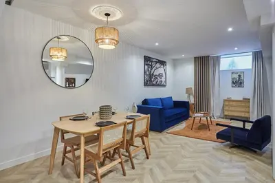 Coin salon dans l'établissement Duplex Center of Paris by Studio prestige